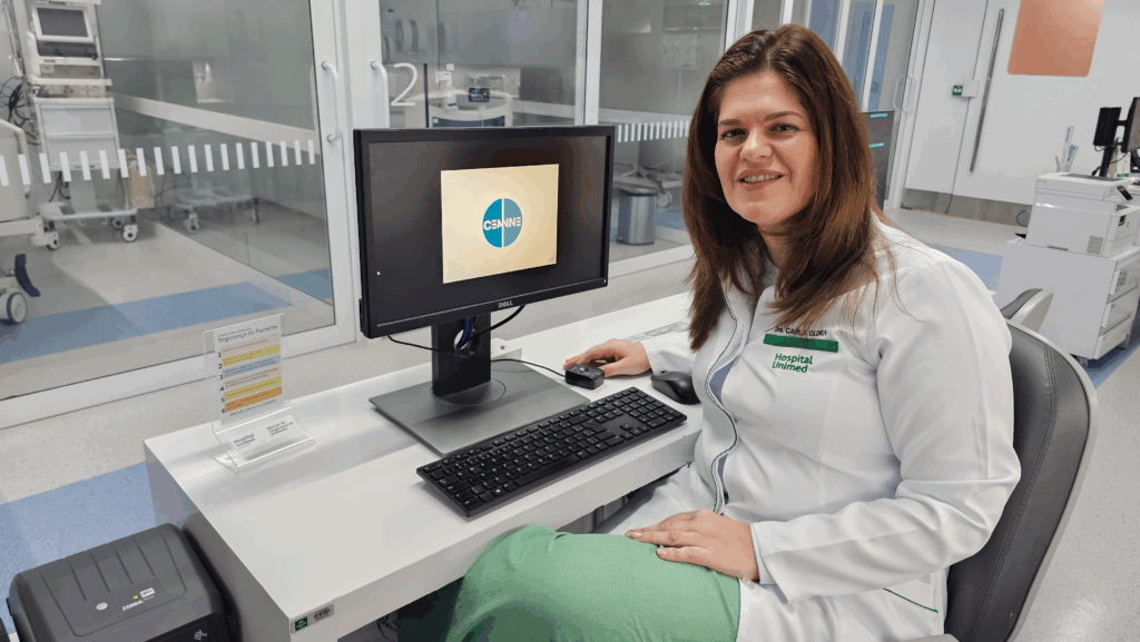 Médica intensivista, responsável técnica do Centro de Terapia do Hospital Unimed Erechim, Carla Oldra

